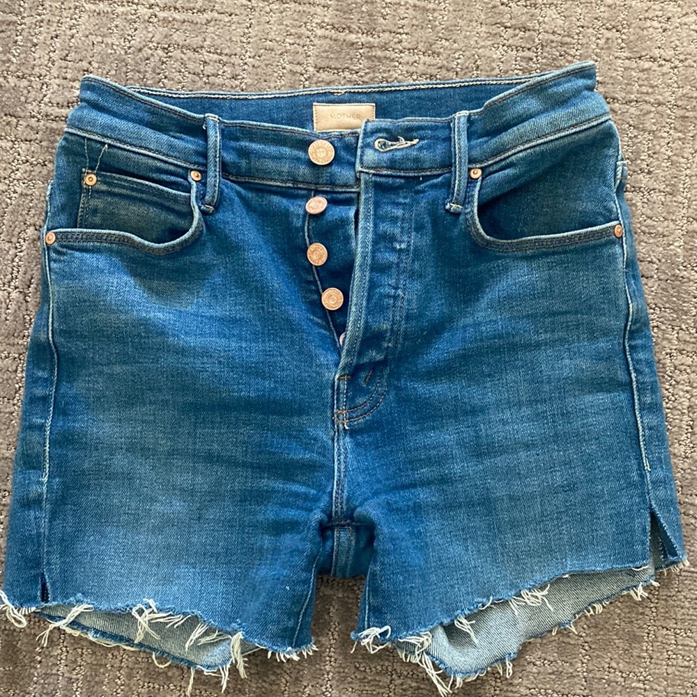 Mother Radiating Heart Pocket Short
